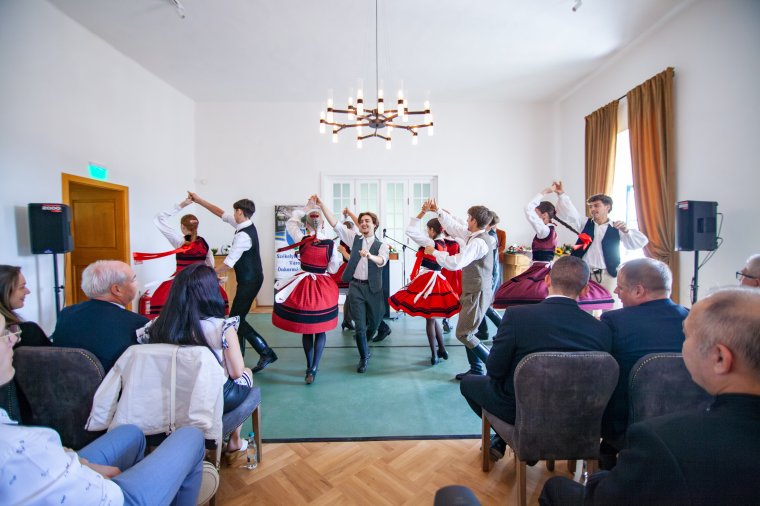 Díszpolgárokat avattak, a közösségi szolgálatot jutalmazták Fiatfalván