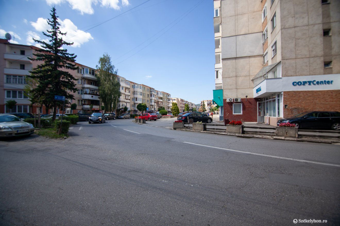 Csak az utcákat modernizálhatják, a térrendezés egyelőre elmarad •  Fotó: Csató Andrea