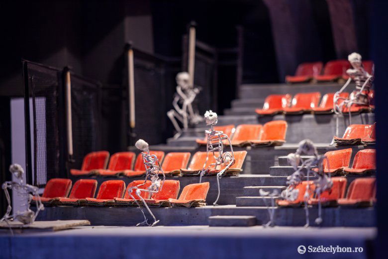 színház, előadás, színész, teatrológus, beszélgetés