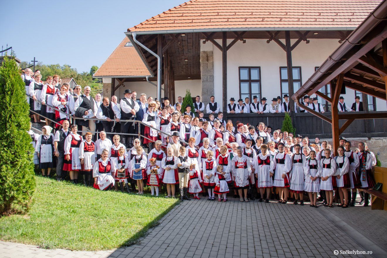 •  Fotó: László Ildikó