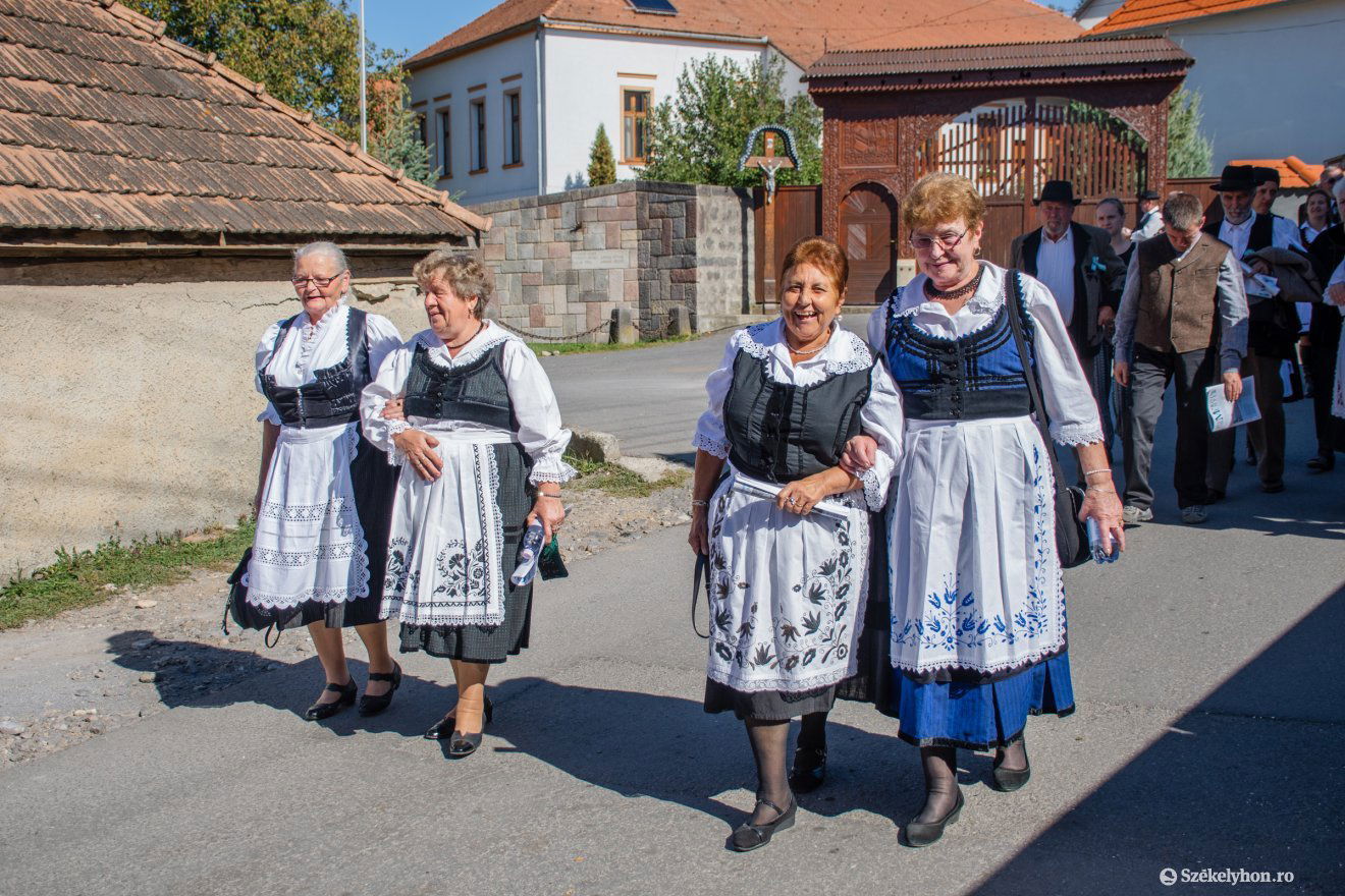•  Fotó: László Ildikó