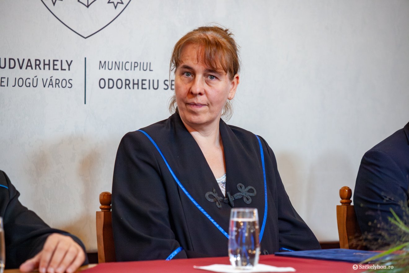 Oroszlány Gabriella •  Fotó: Csató Andrea