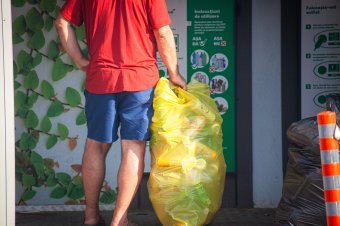 Fechet szerint eltűntek a sorok a csomagolóanyag-visszaváltó automaták elől