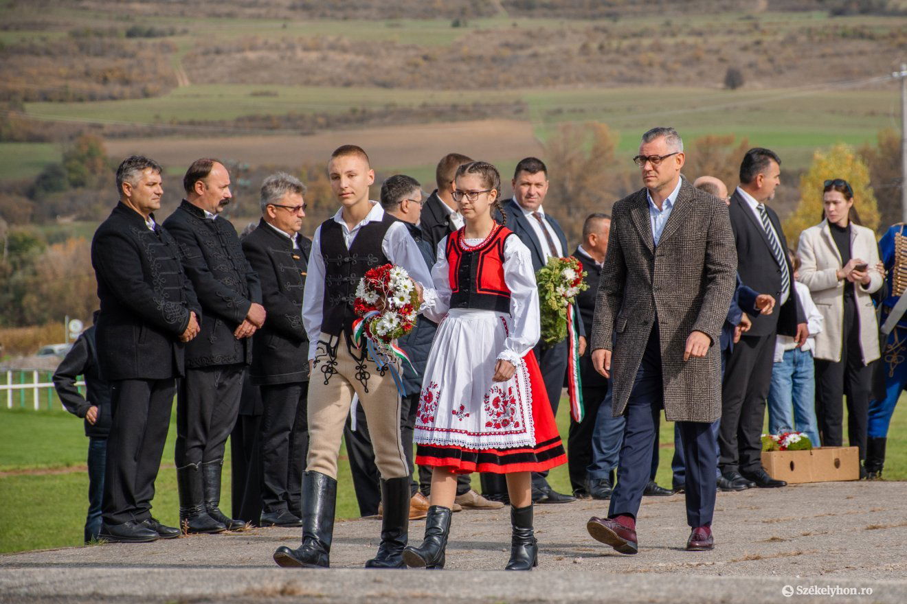 •  Fotó: László Ildikó