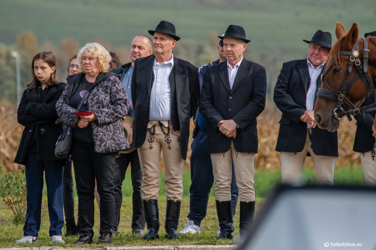 •  Fotó: László Ildikó