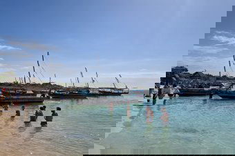 Nagy átverés: zanzibári utazás ígéretével csapott be turistákat egy szatmári cég