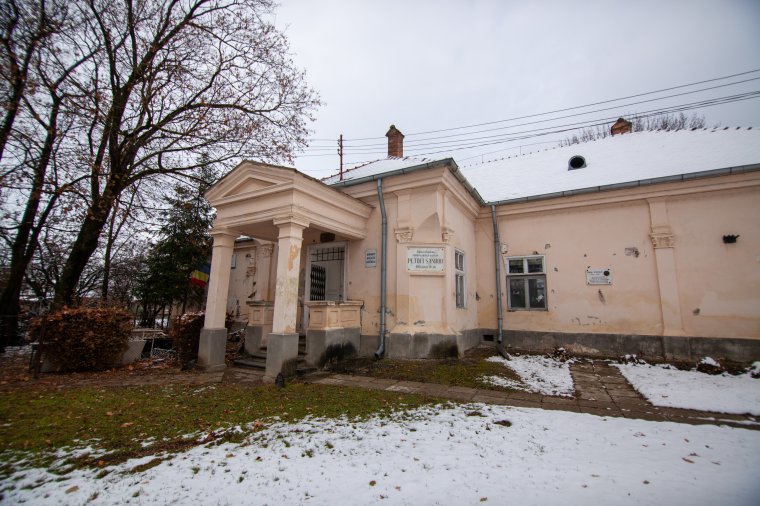 Értékes épületet újítanak fel – elkezdték a Gyárfás-kúria restaurálását
