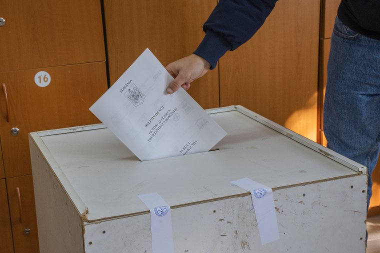 Az USR bírósághoz fordult a szavazatok újraszámolását elrendelő döntés miatt