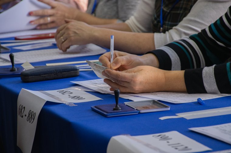 A PSD csak a parlamenti választások után dönti el, melyik államfőjelöltet támogatja a második fordulóban