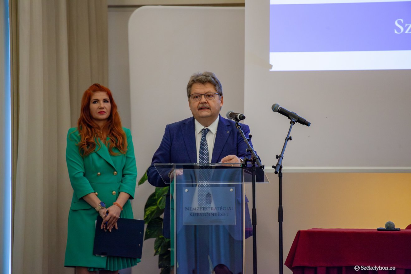 Szász Jenő, az NSKI elnöke •  Fotó: Csató Andrea