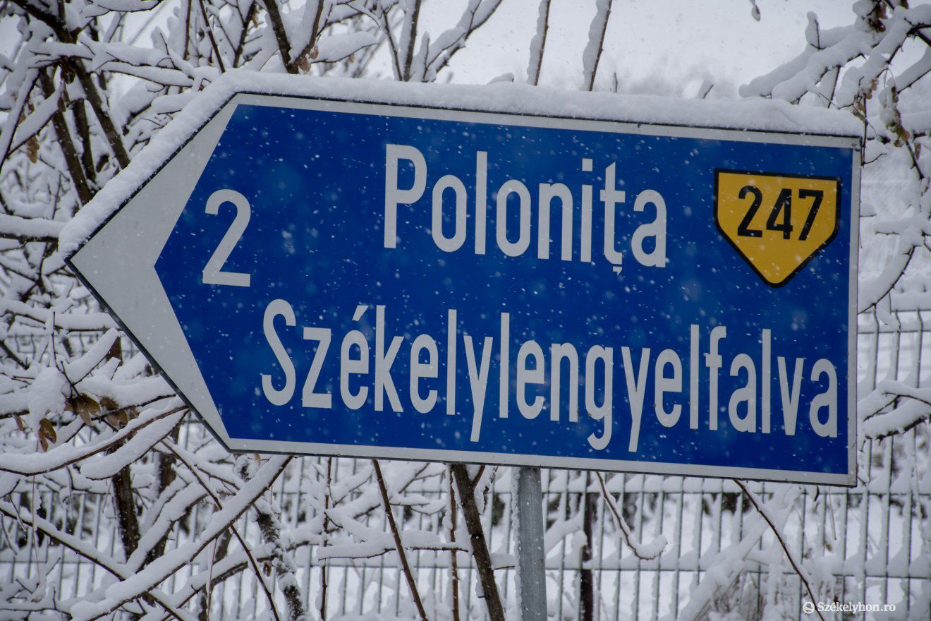 Üzemel a rendszer Lengyelfalván, így csatlakozhatnak a hálózatra a lakók •  Fotó: László Ildikó