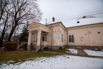 Értékes épületet újítanak fel – elkezdték a Gyárfás-kúria restaurálását