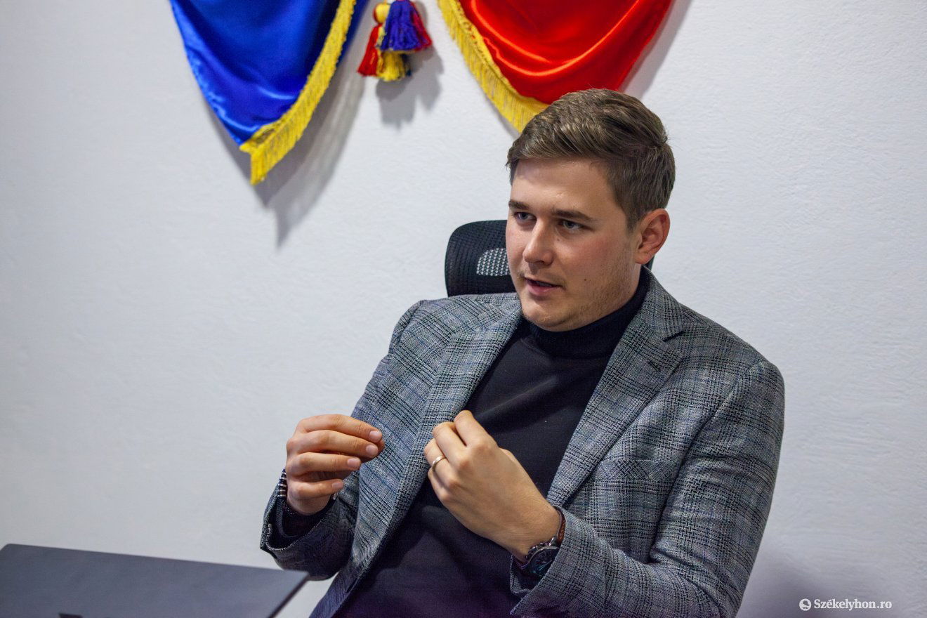 Számos ötlettel rukkolt elő Szabó Ottó, Újszékely polgármestere •  Fotó: Csató Andrea