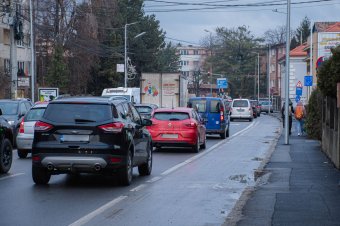 Sokat kell várni az autók forgalomba helyezésére Hargita megyében