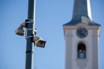Megérkezett a több száz térfigyelő kamera Székelyudvarhelyre