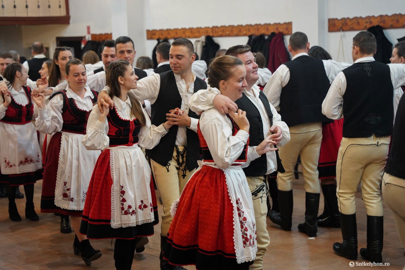 •  Fotó: László Ildikó