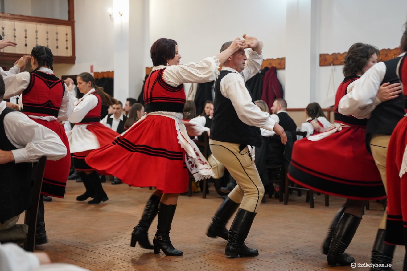 •  Fotó: László Ildikó