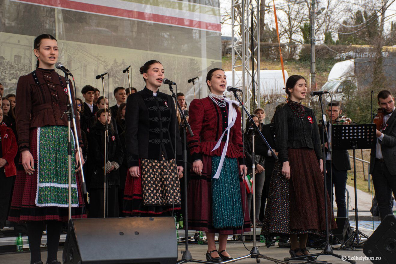 •  Fotó: László Ildikó