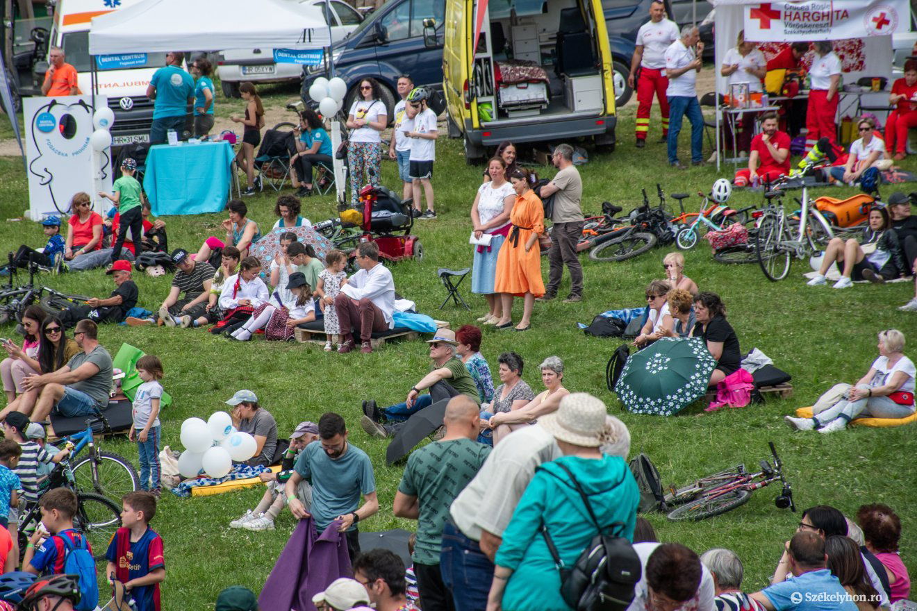 •  Fotó: László Ildikó