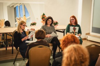 Alkotni a mindennapok sodrásában – három nő vallomása az irodalomról