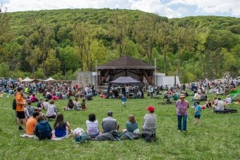 Kétnapos programmal készülnek a szejkefürdői majálisra