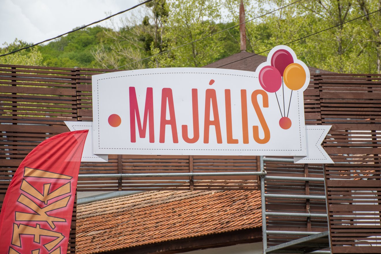 Óriásmajálissal és gyermeknappal készülnek Szejkén
