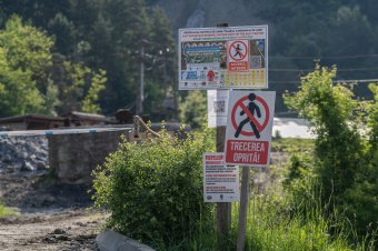 Parajdi bányakatasztrófa: dolgoznak a helyszínen, hamarosan ismertetik a Korond-patak javasolt új útvonalát