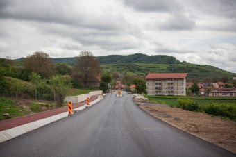 Két hónap múlva befejeződhet az útfelújítás Székelyudvarhely és Székelykeresztúr között
