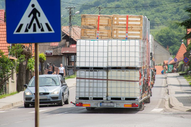 Elfogyott a vízkészlet, tartályokból látják el Tusnádfürdőt