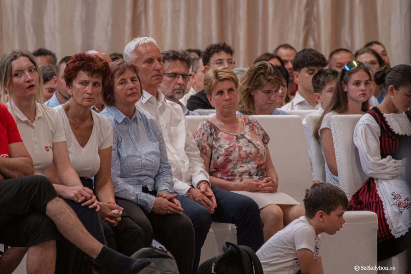 •  Fotó: László Ildikó