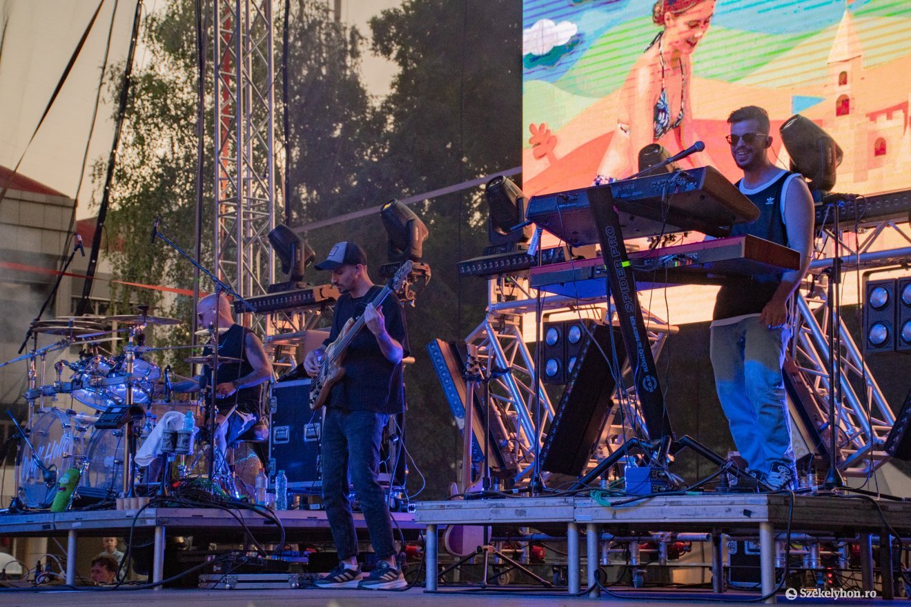 •  Fotó: László Ildikó