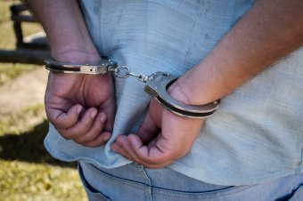 Leitatták, bekábítószerezték áldozataikat: súlyos börtönbüntetés öt román állampolgárnak Skóciában