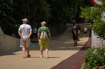Mélyrepülésben a belföldi turizmus
