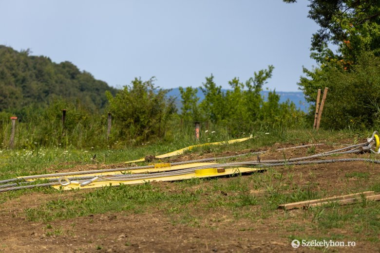 A községháza munkatársait büntették a parajdi Sószorosban történt patakelterelés miatt