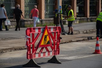 Teljes útlezárás a Bethlen Gábor utca egy részén