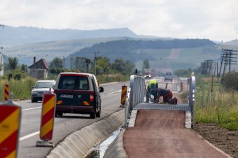 Emelkedők és fel nem újított szakasz a 137-es megyei úton