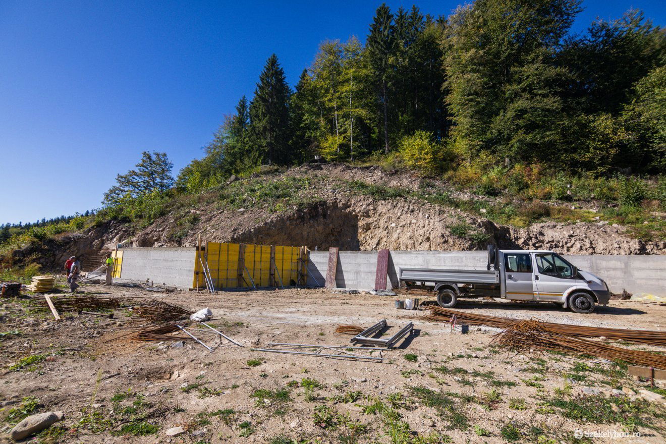 A tereprendezés után épülhetnek az ifjúsági lakások