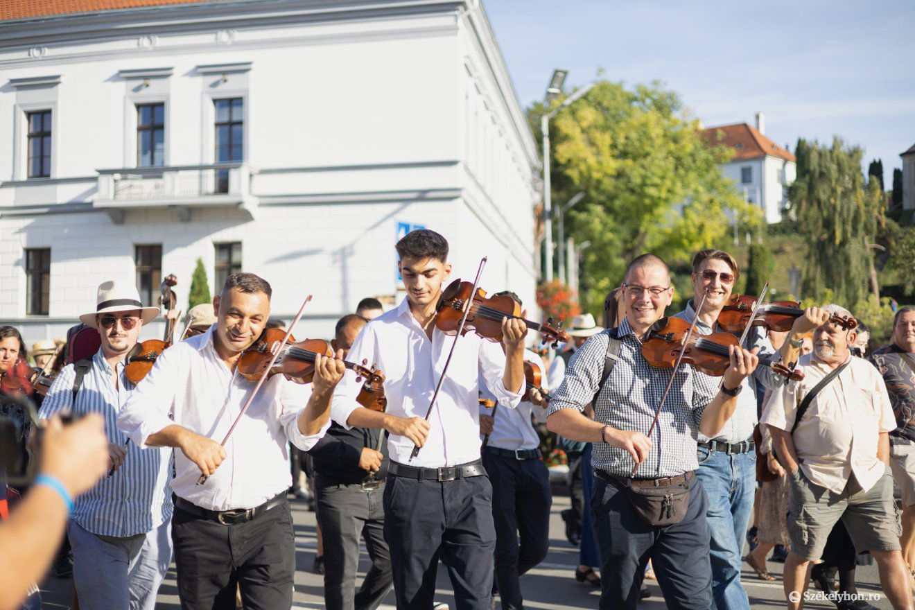 •  Fotó: Csató Andrea