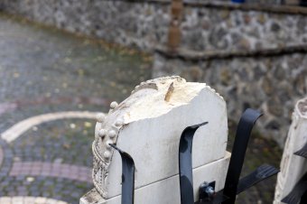 Magával vihette Székelyudvarhelyről a bronzkeresztet a címerrongáló