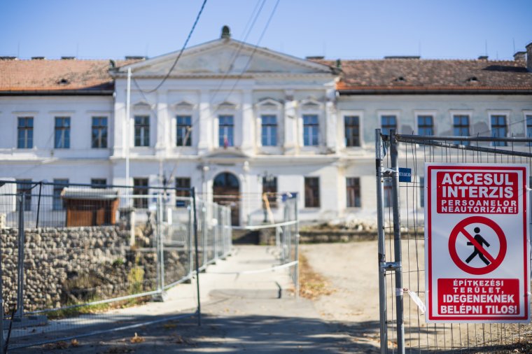 Közel százmillió lejbe kerül az Eötvös József Szakközépiskola felújítása