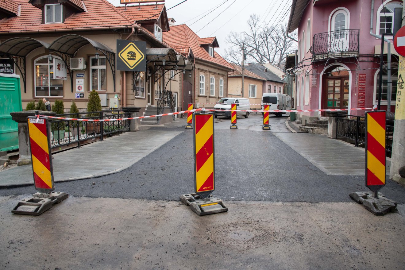 Jövő csütörtökig kell várni, hogy megnyissák a hidat