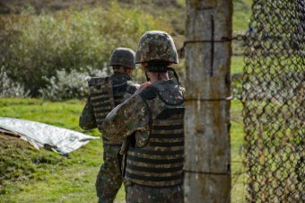 Volt védelmi miniszter: a katonák nem 48 évesen mennek nyugdíjba