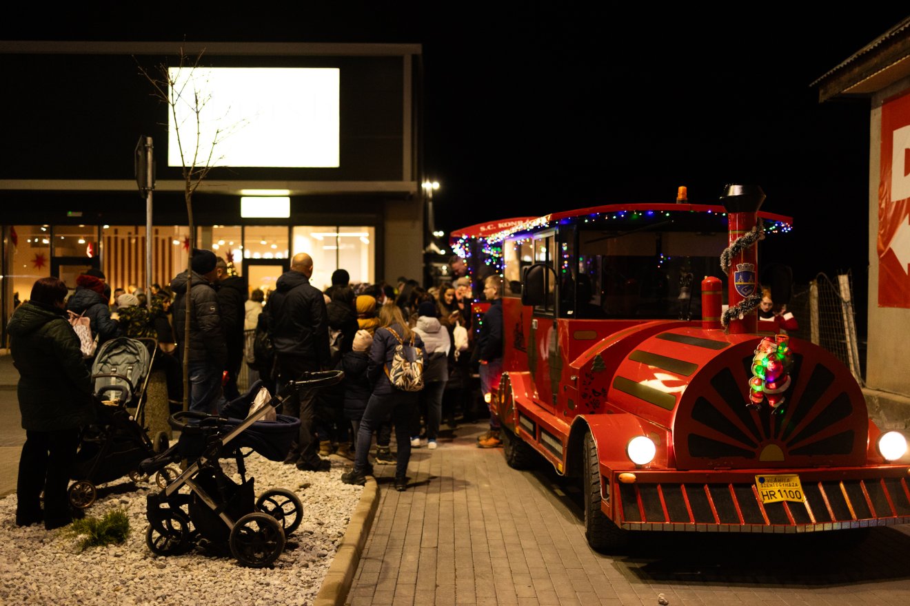 •  Fotó: Olti Angyalka