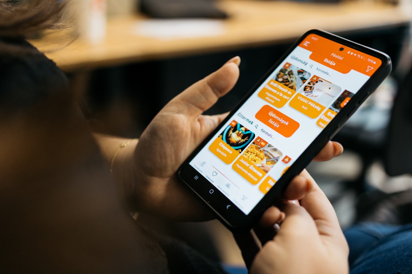 •  Fotó: Olti Angyalka