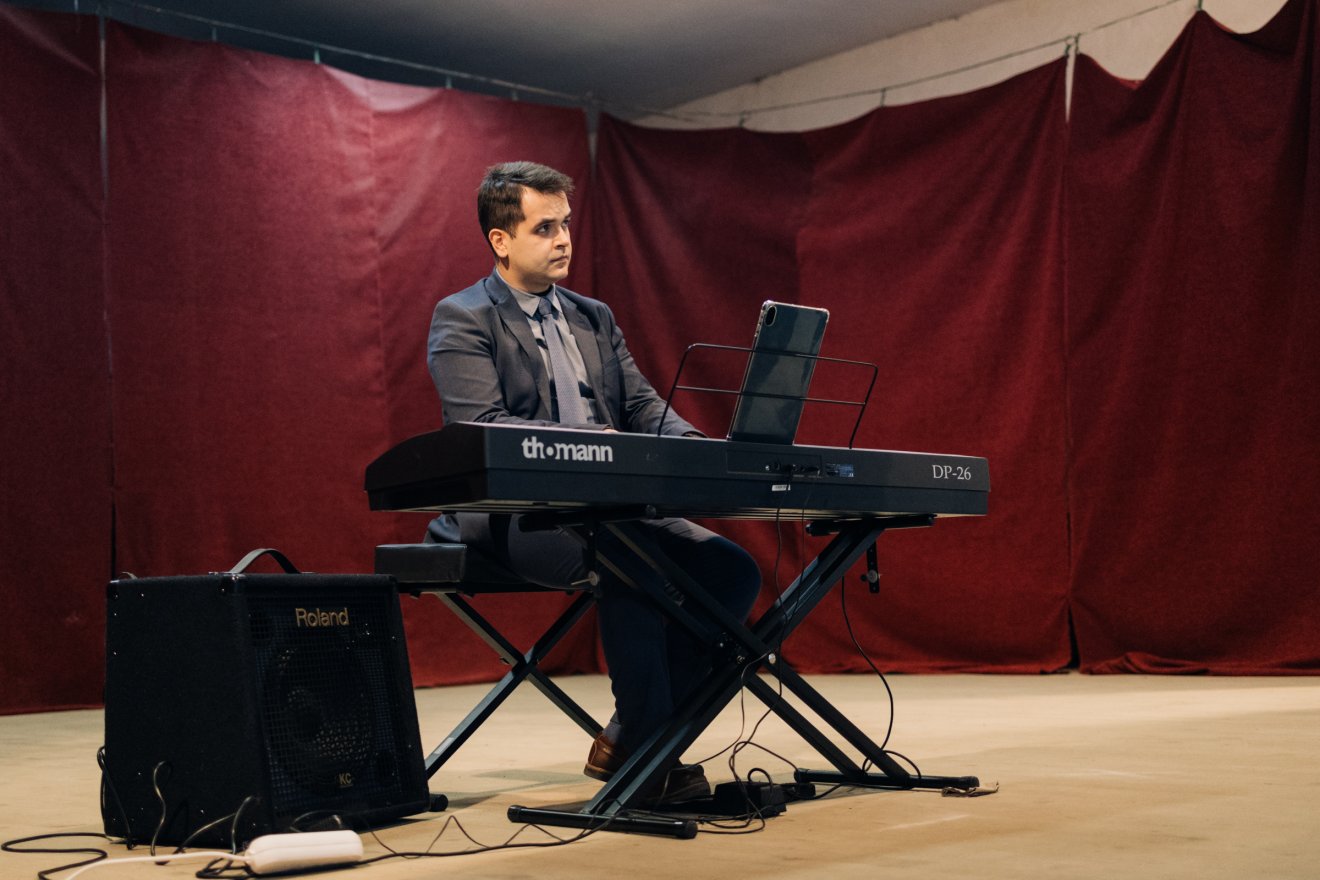 &bullet;  Fotó: Olti Angyalka