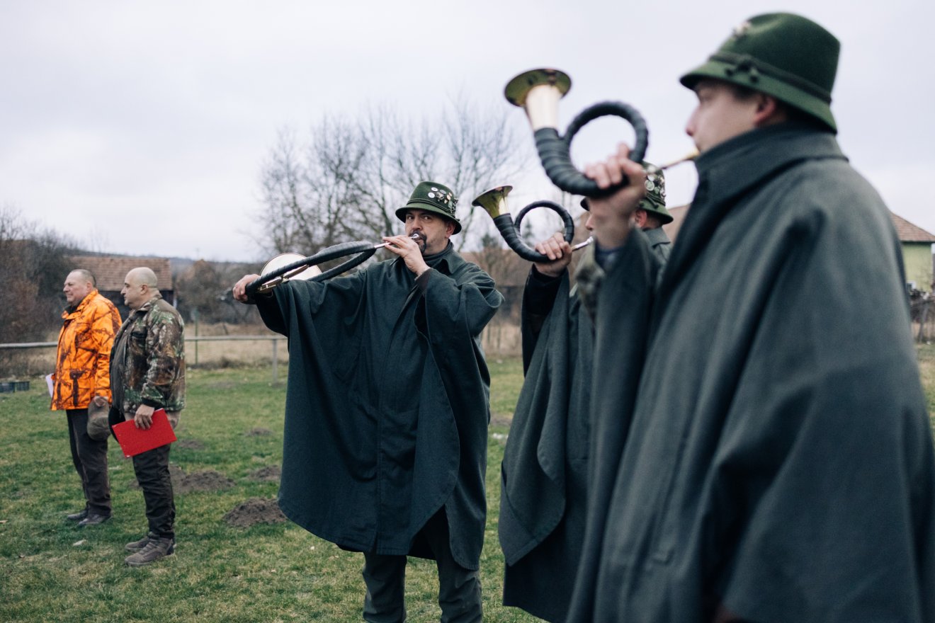 Kürtszóval kezdődött a vadászat