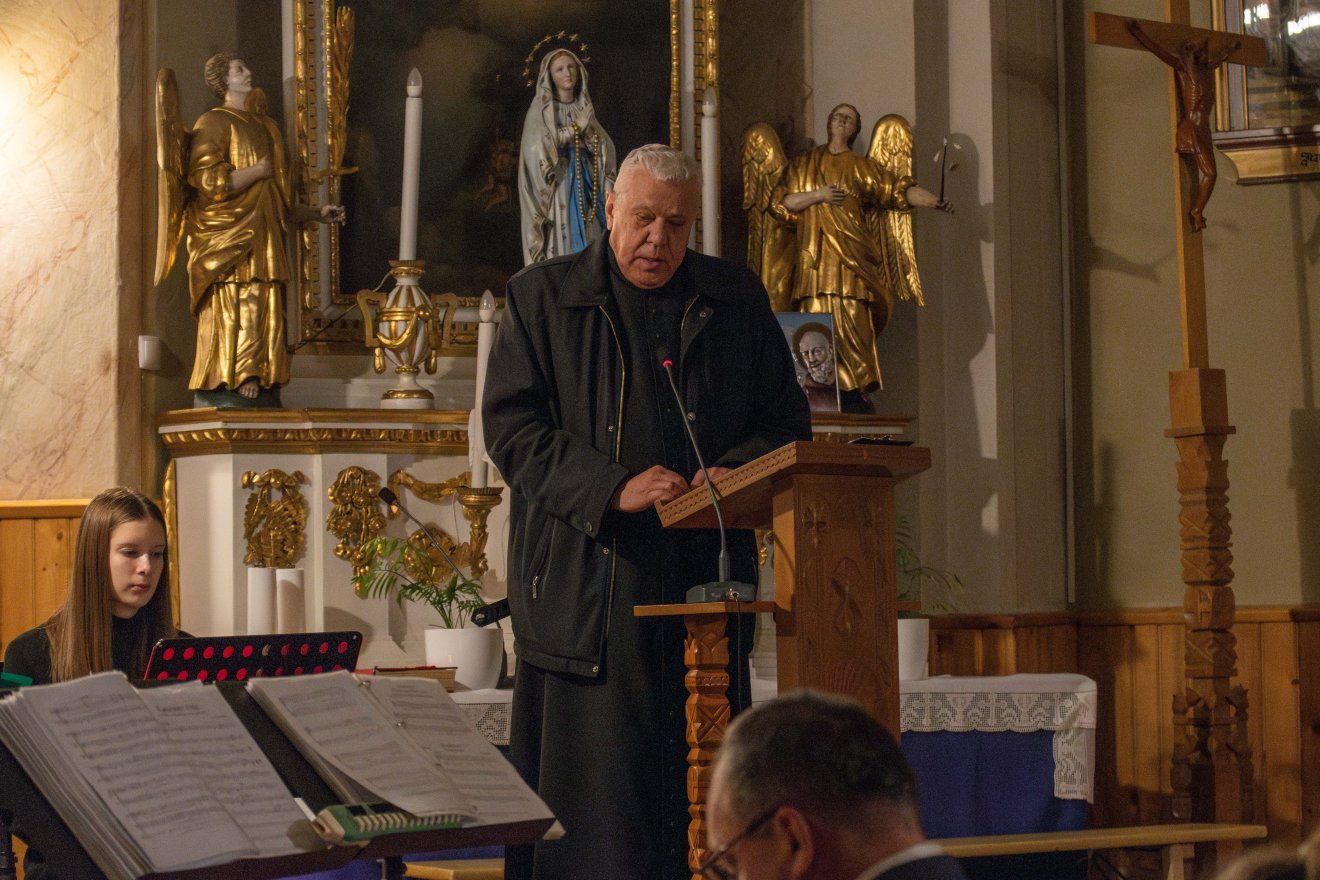 &bullet;  Fotó: László Ildikó