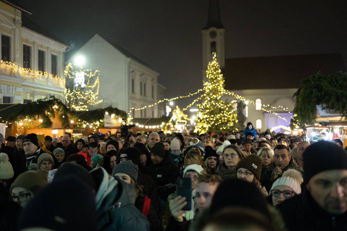 &bullet;  Fotó: Olti Angyalka