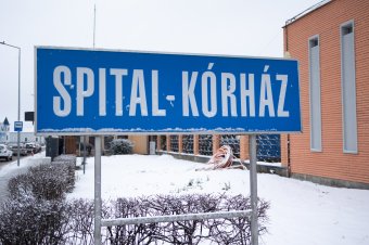 Névvel várják a panaszokat, a név nélkülieket figyelmen kívül hagyják