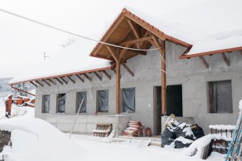 Hat szolgálati lakással lesz gazdagabb idén Parajd